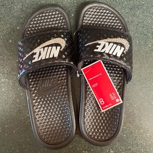 Nike Benassi Slides